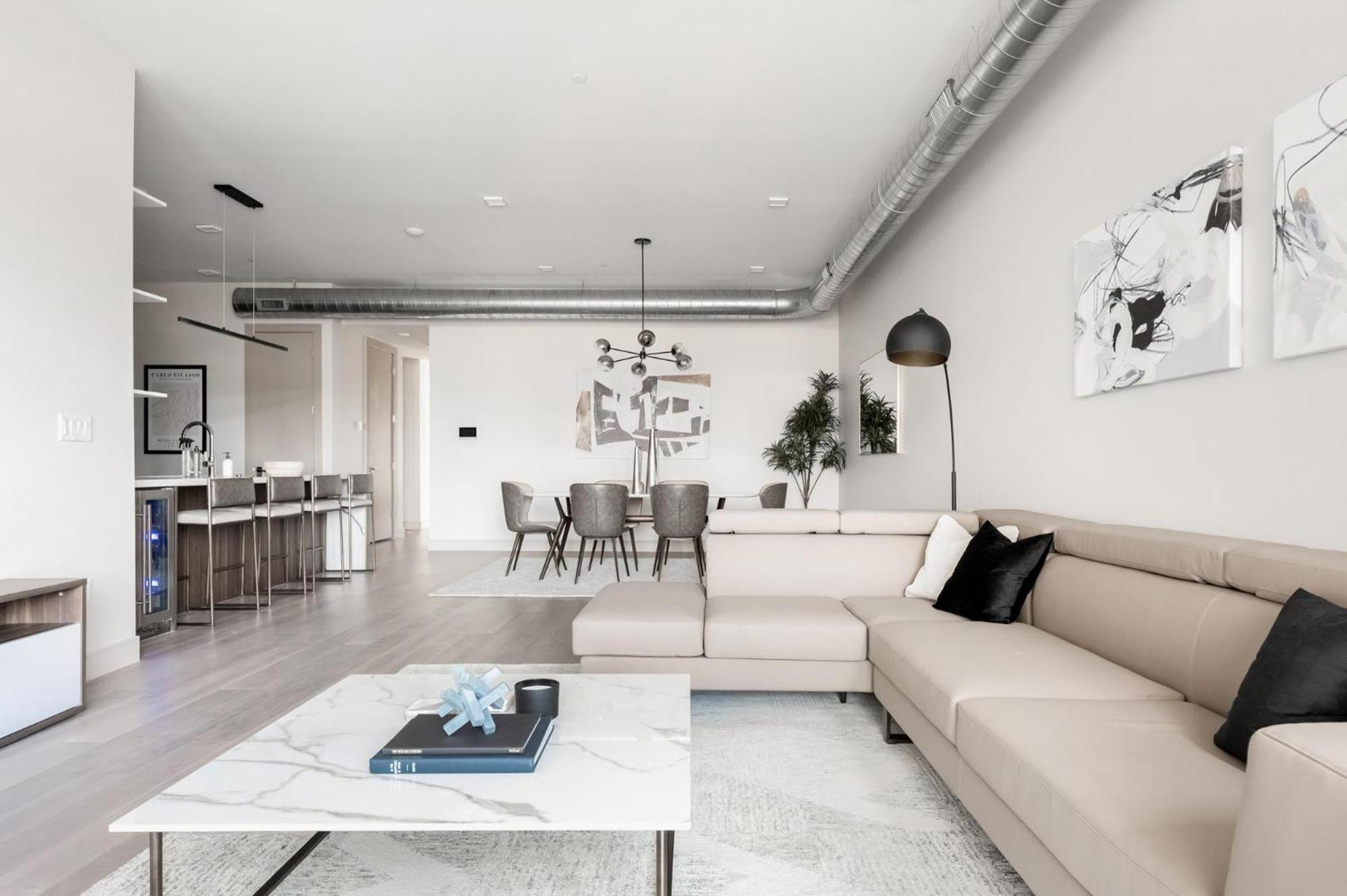 Gameday Oasis - Private Balcony - Jefferson Park - Tesoro Villa เดนเวอร์ ภายนอก รูปภาพ